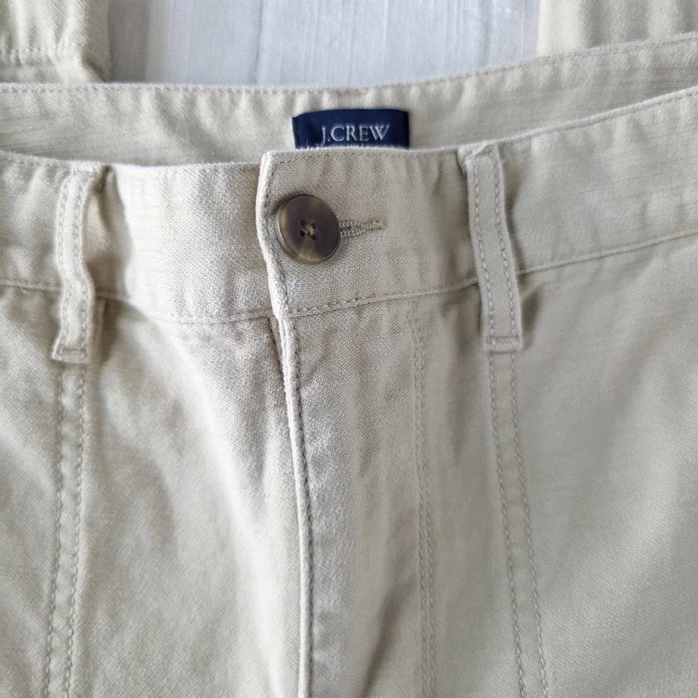 J. CREW Pants Cotton Camp Pants – Size 8 Beige Inseam 26” J Crew Factory